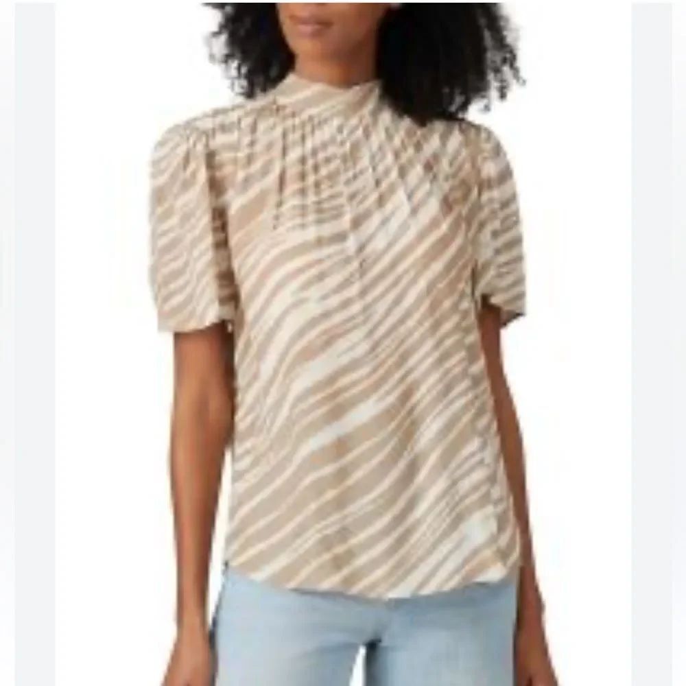 Habitual Beige Zebra Print Blouse high neck buttons down the back size small